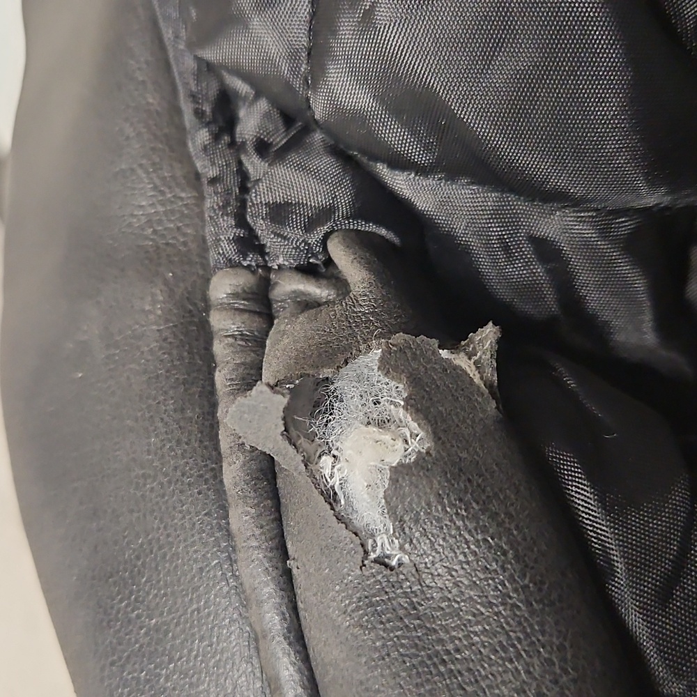 Harley Davidson Kids Black Faux Leather Jacket, Quilted Inside. Size 4 - Picture 14 of 16